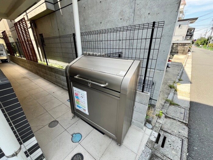 物件外観写真4　(建物設備)