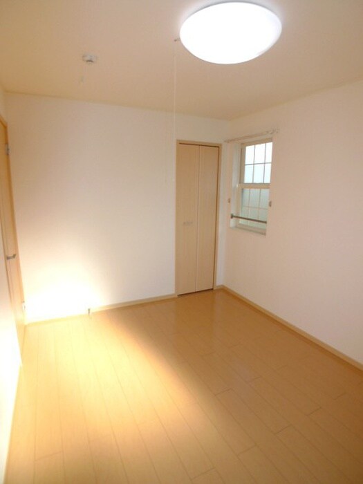 物件内観写真13　(居室)