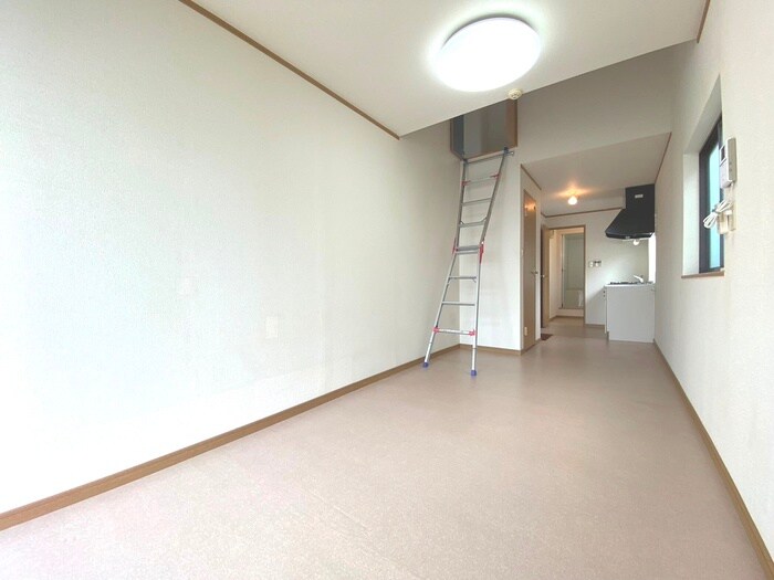 物件内観写真8　(居室)