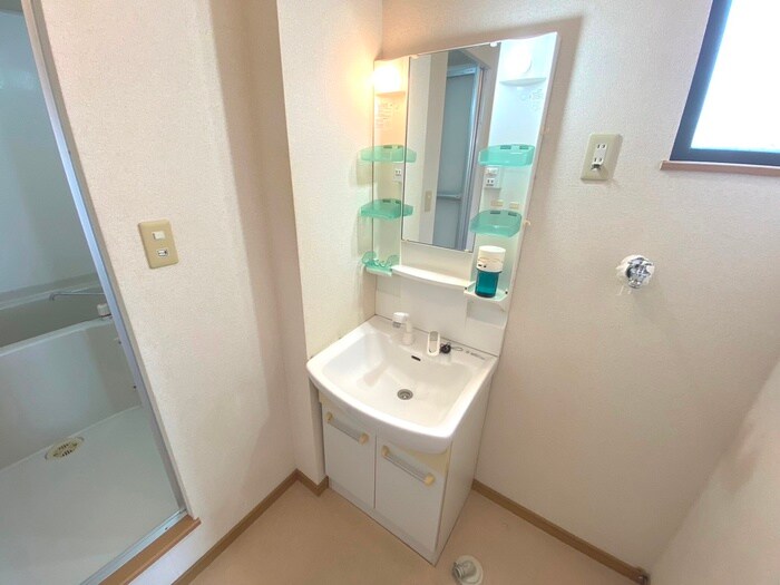 物件内観写真14　(洗面)