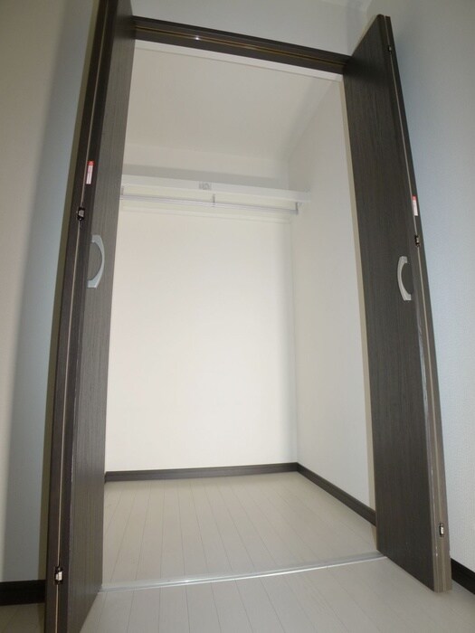 物件内観写真14　(収納)