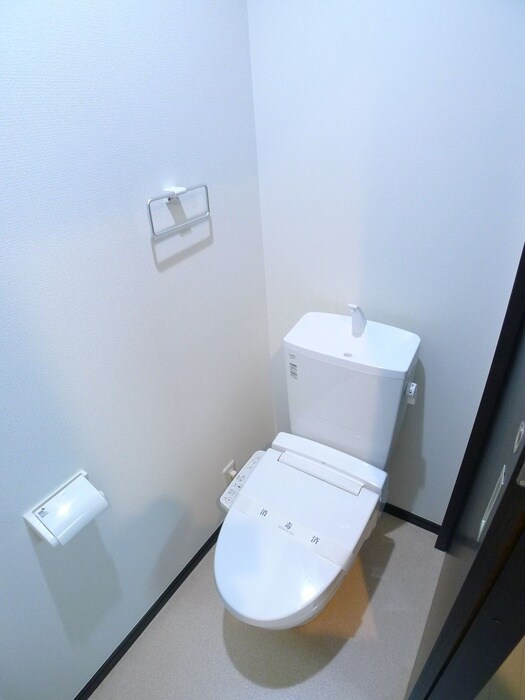 物件内観写真17　(トイレ)