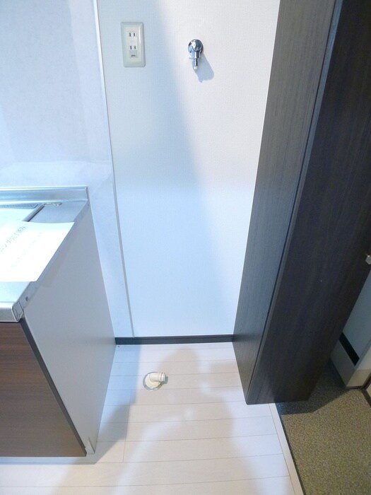 物件内観写真18　(洗濯機置場)