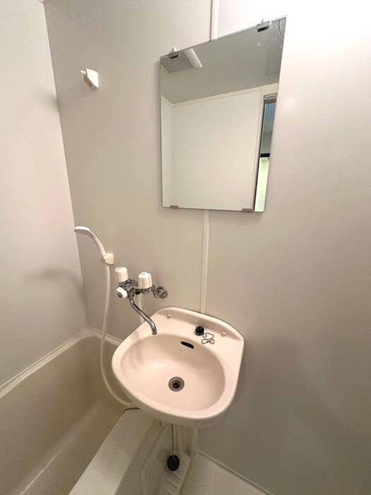 物件内観写真18　(洗面)