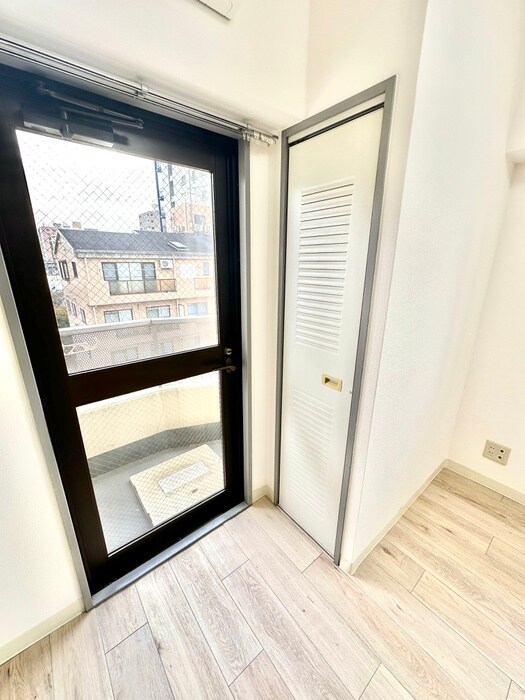 物件内観写真15　(収納)