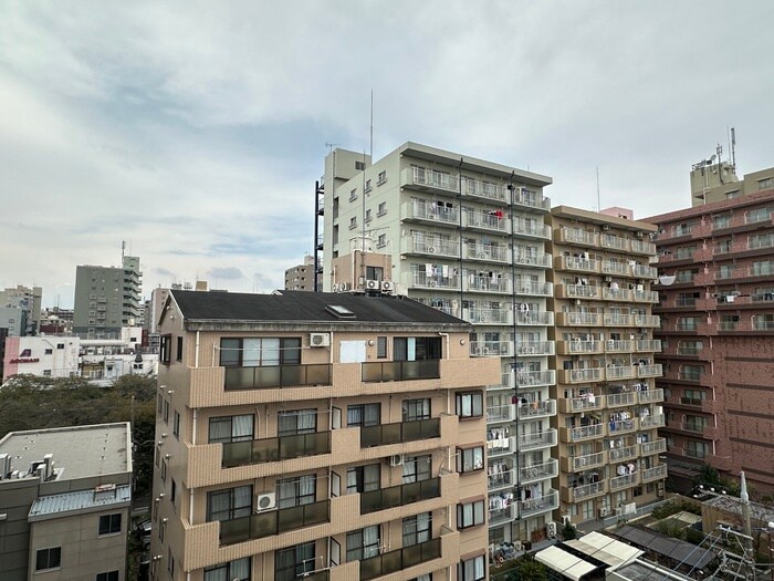 物件内観写真19　(室内からの展望)