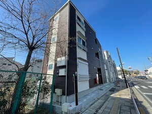 リーヴェルポート金沢文庫Selene外観写真