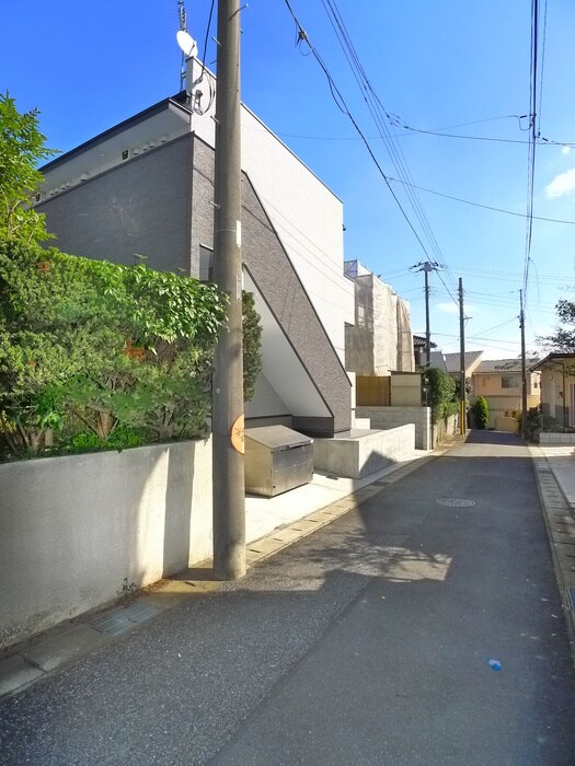 物件外観写真6　(周辺環境)