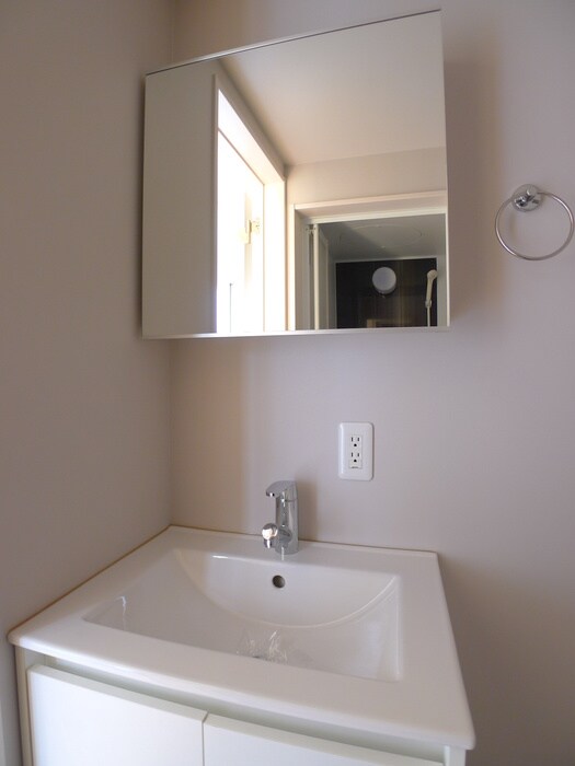 物件内観写真10　(洗面)