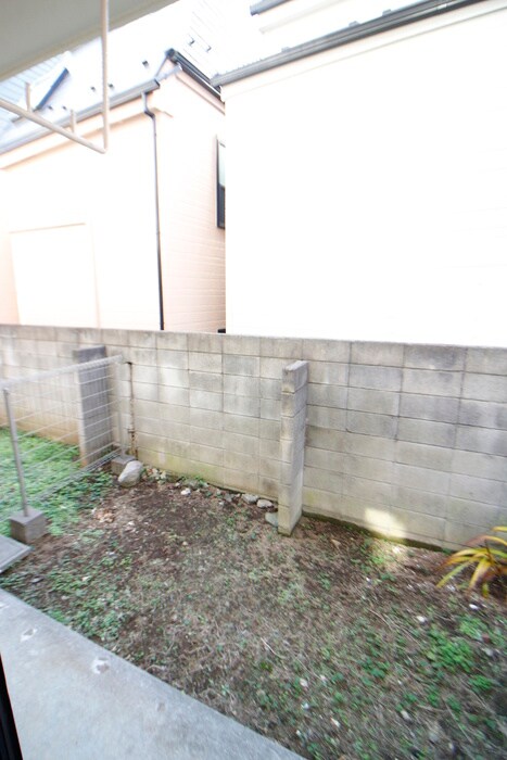 物件内観写真15　(室内からの展望)