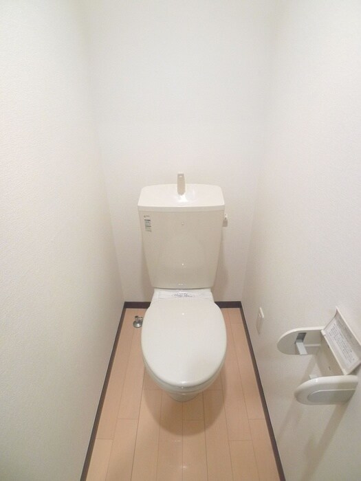 物件内観写真16　(トイレ)