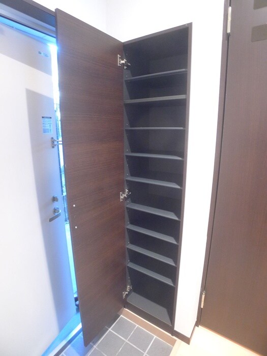 物件内観写真18　(靴箱)