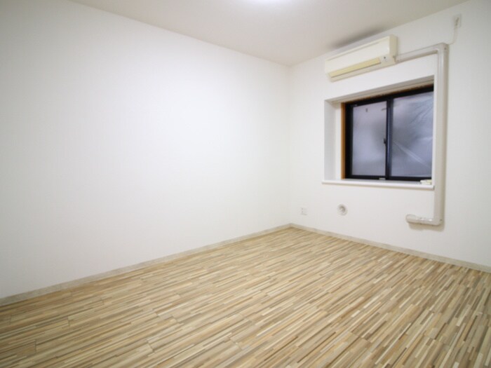 物件内観写真16　(居室)