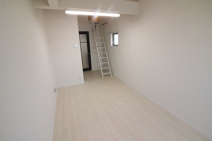 物件内観写真10　(居室)