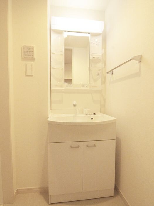 物件内観写真12　(洗面)