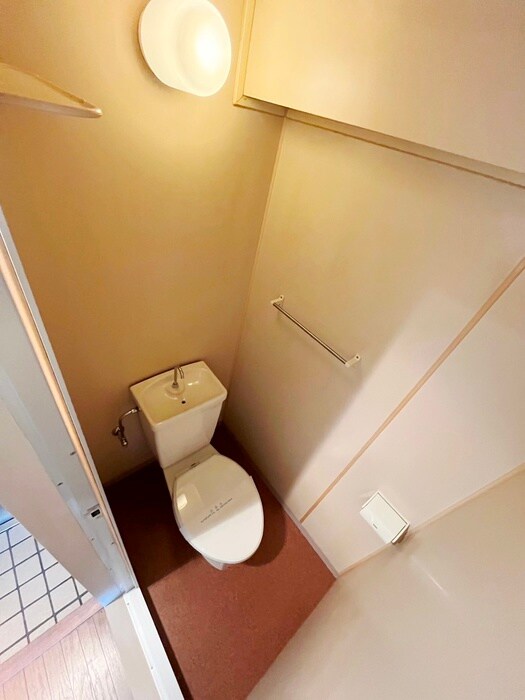 物件内観写真12　(トイレ)