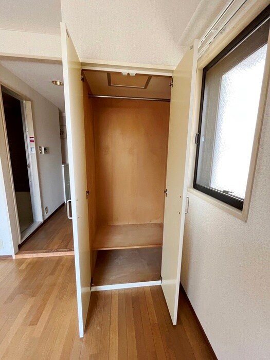 物件内観写真13　(収納)