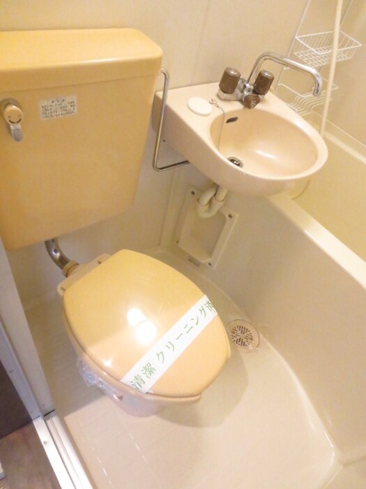 物件内観写真11　(トイレ)