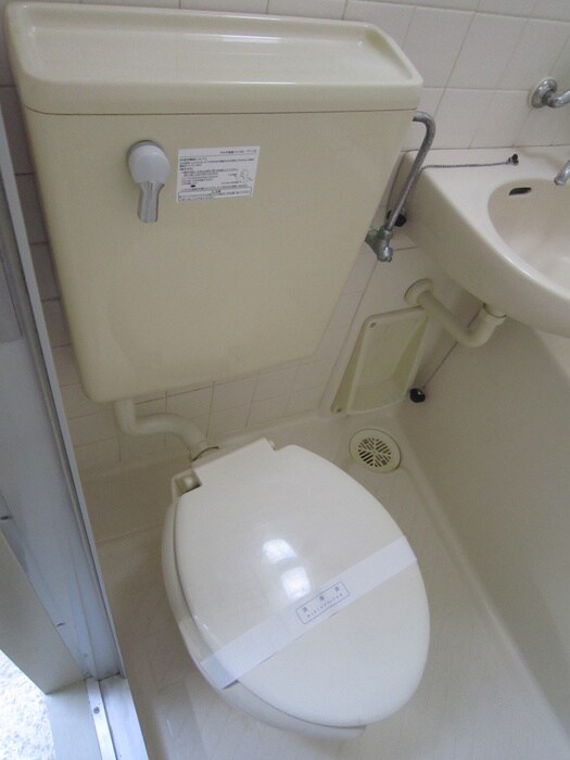 物件内観写真12　(トイレ)