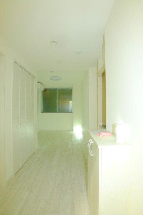 物件内観写真21　(廊下)
