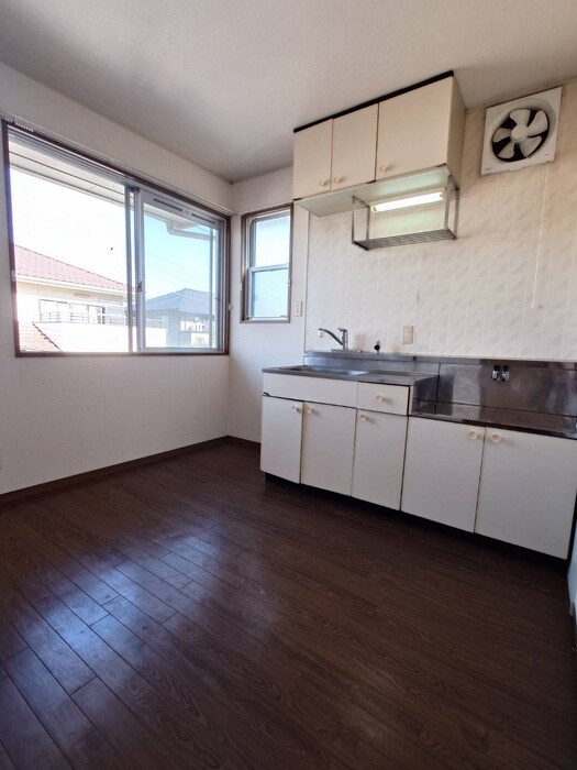 物件内観写真6　(居室)