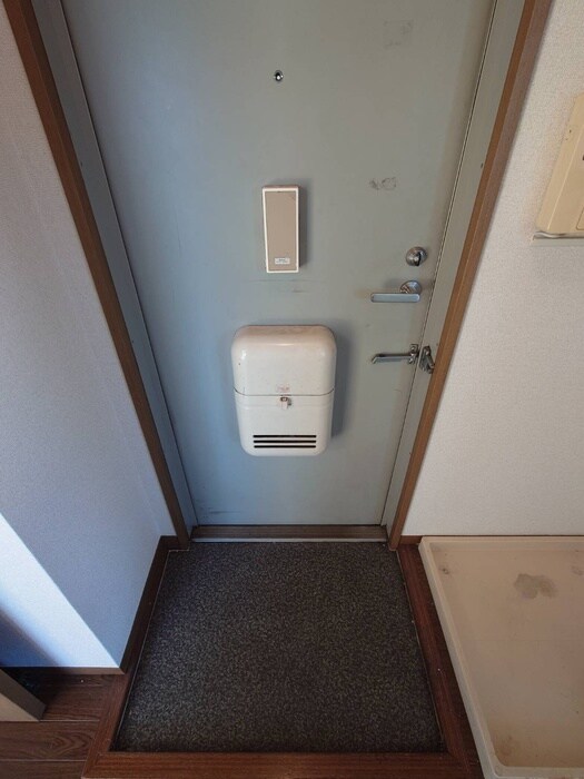 物件内観写真14　(玄関)
