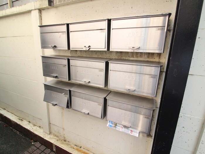 物件外観写真4　(建物設備)