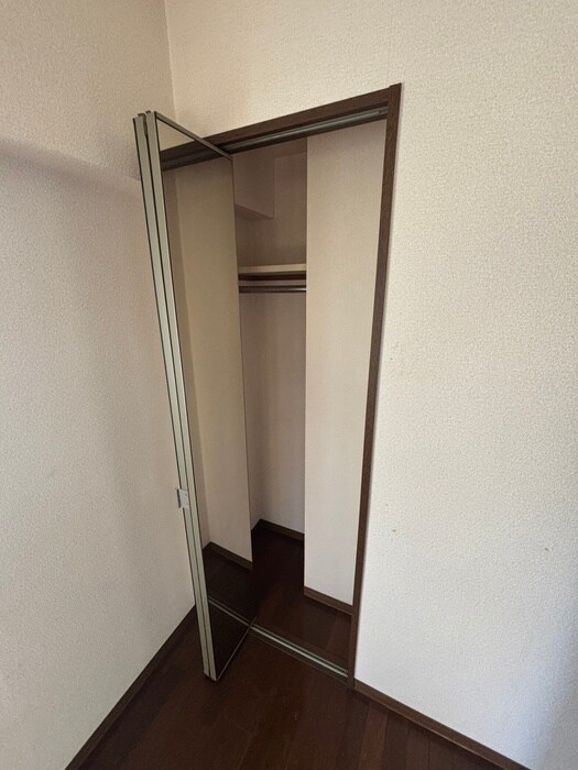 物件内観写真12　(収納)