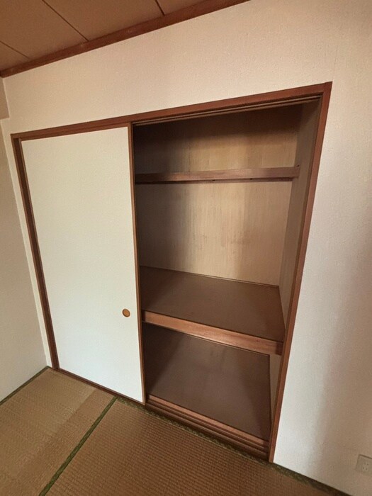 物件内観写真15　(収納)