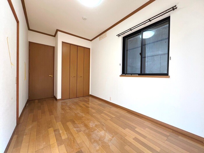 物件内観写真9　(居室)