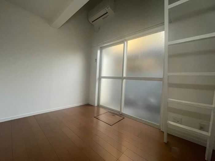 物件内観写真5　(居室)