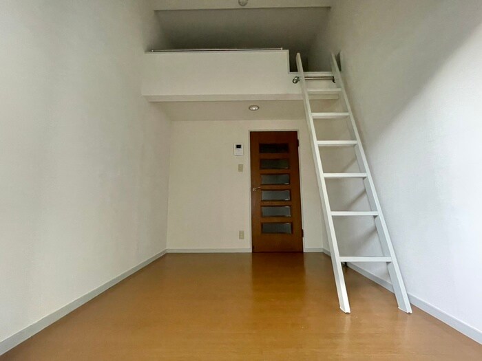 物件内観写真5　(居室)