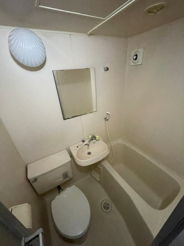 バス／シャワールーム等