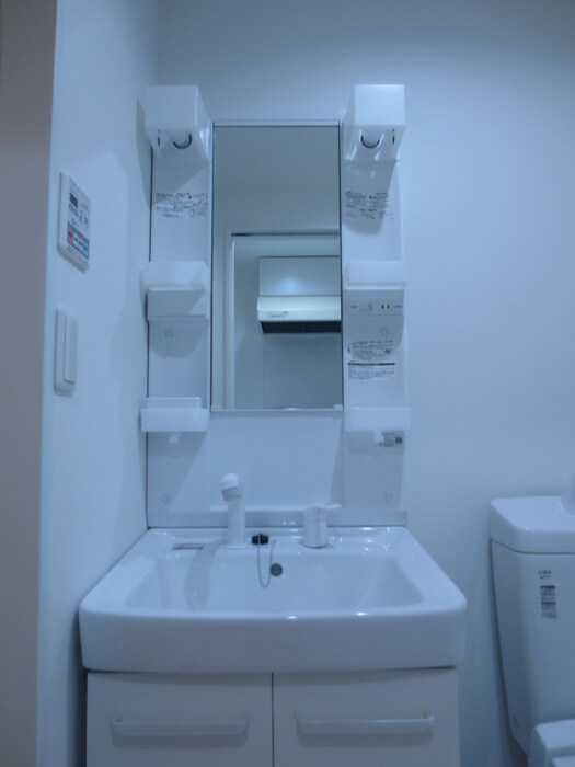 物件内観写真13　(洗面)