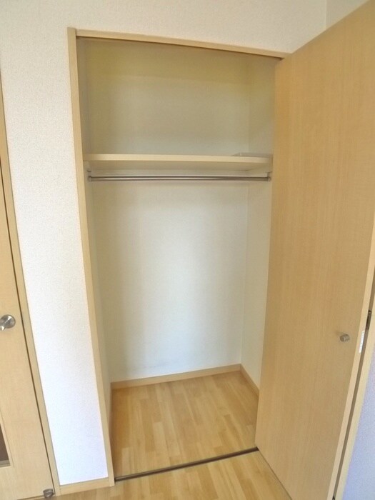 物件内観写真9　(収納)