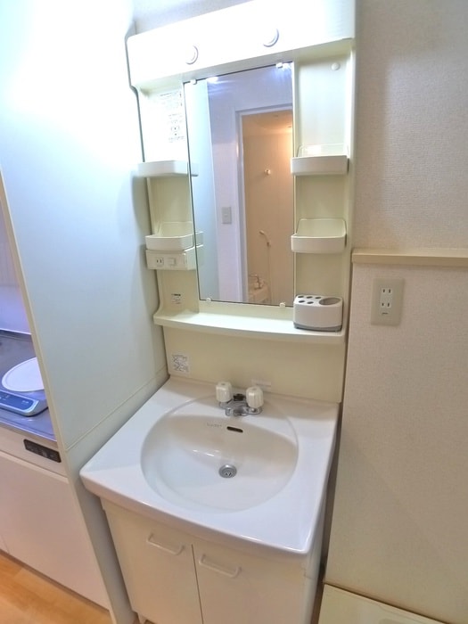 物件内観写真12　(洗面)