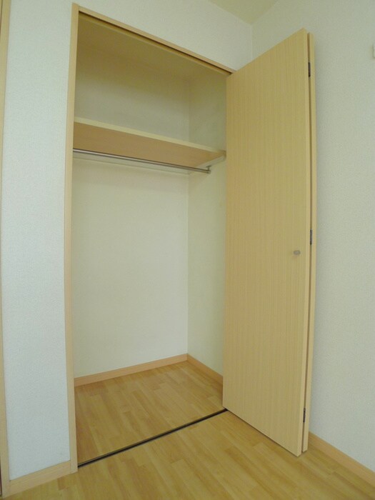 物件内観写真15　(収納)