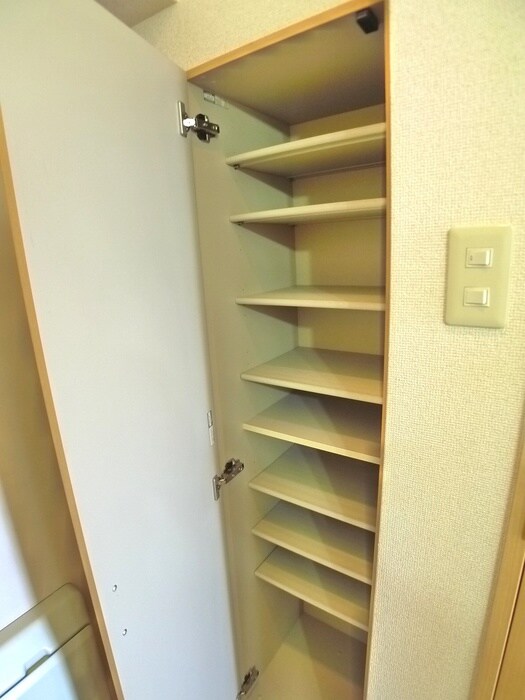 物件内観写真17　(靴箱)
