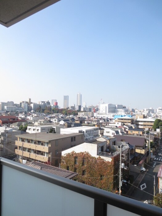 物件内観写真13　(室内からの展望)