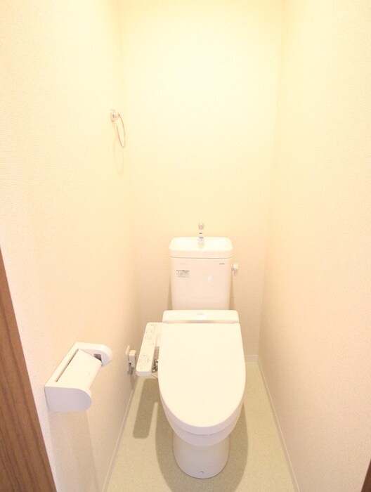 物件内観写真11　(トイレ)