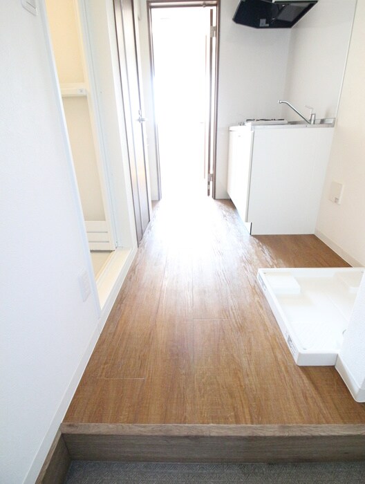 物件内観写真15　(廊下)