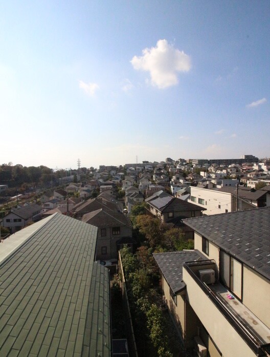 物件内観写真16　(室内からの展望)