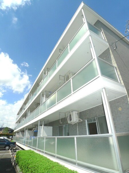 第３井上マンションＣ棟外観写真