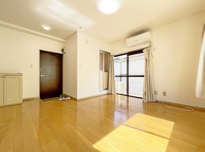 物件内観写真9　(居室)