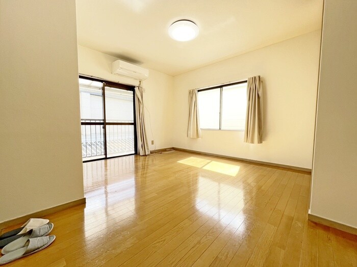 物件内観写真10　(居室)