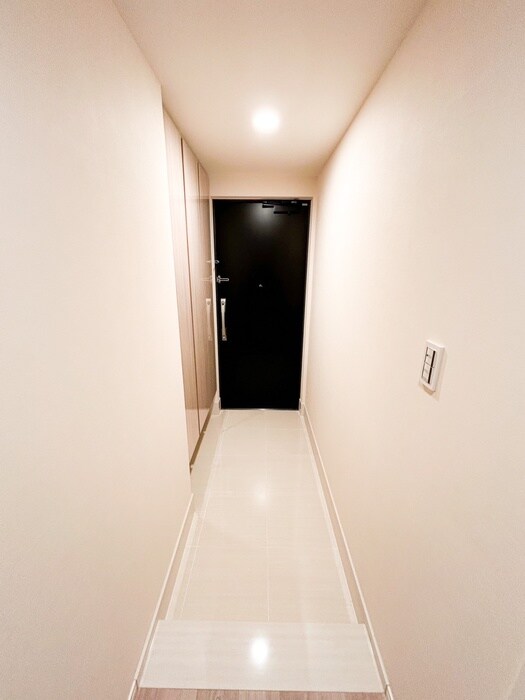 物件内観写真7　(玄関)