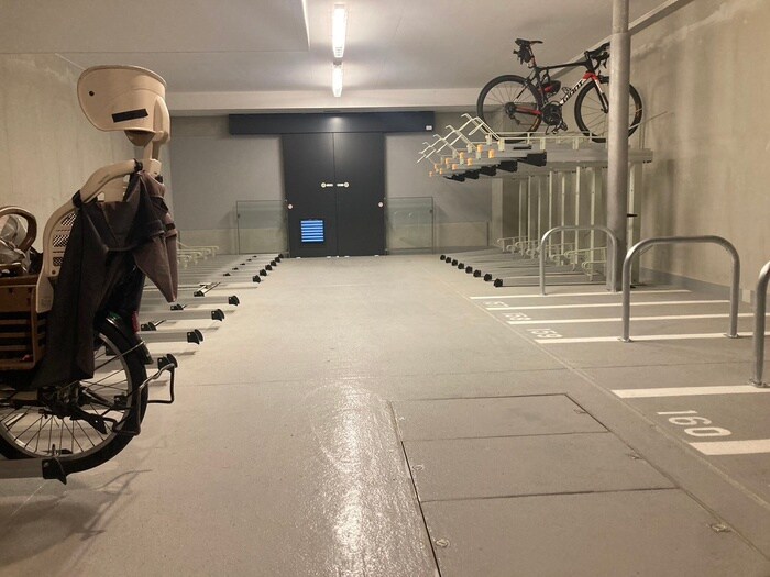 物件外観写真5　(駐輪場)