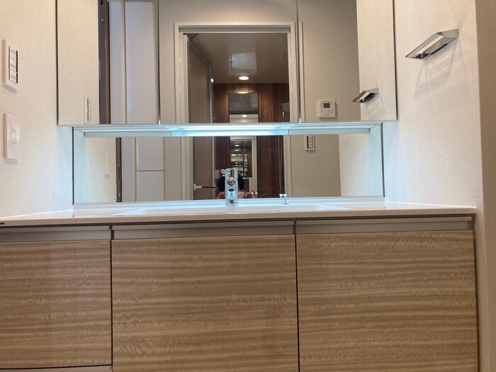 物件内観写真11　(洗面)