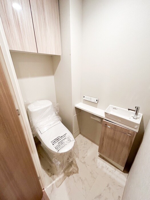 物件内観写真14　(トイレ)