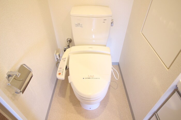 物件内観写真12　(トイレ)